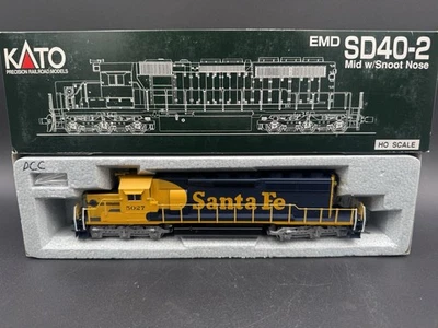 KATO HO Scale 37-2908 EMD SD40-2 Santa FE #5027 Tested Runs Good on DC/Read - Image 1 of 4