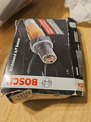 Oxygen Sensor-Actual OE Bosch 15176 - Image 1 of 2