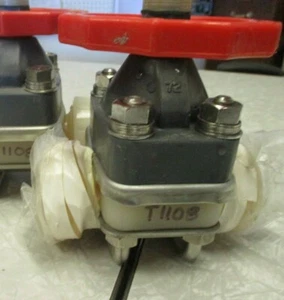 Diaphragm Valve Body ASAHI 1" | PVDF Body | PTFE Seat | MISSING END CONNECTIONS - Picture 1 of 4