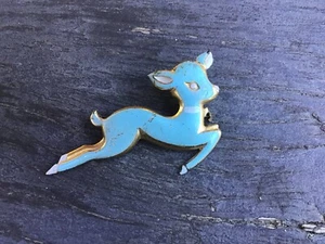 Blue Deer Vintage Brooch Pin Gold Colored Metal - Picture 1 of 3