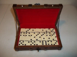 Vintage Wooden Treasure Chest Dominoes INTEMPUR Spinner Double Six Taiwan Nice - Picture 1 of 5