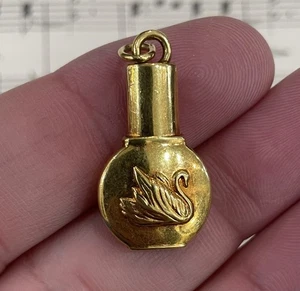 Antiguo colgante de cisne francés Art Nouveau chapado en oro c1920 - Imagen 1 de 4