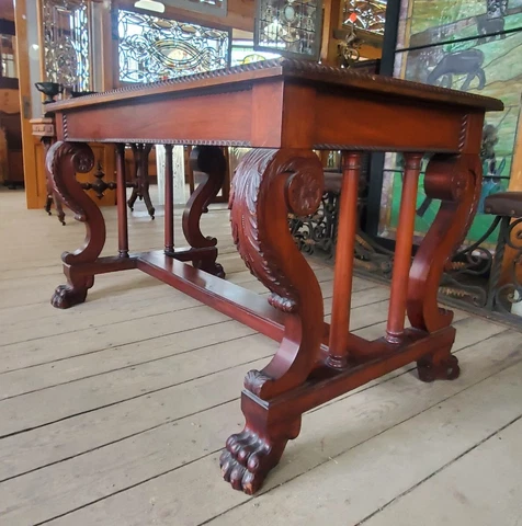 ANTIQUE MAHOGANY CENTER LIBRARY TABLE Cover