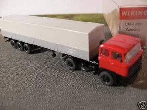 1/87 Wiking DAF 3300 Planen-Sattelzug rot/grau 555 - Bild 1 von 1
