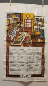 Calendario Cocina TEA Toalla Lino 28" x 16 1/2" Country Store 1978 Vintage - Imagen 1 de 5