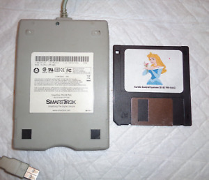 SmartDisk External Floppy Drive HIGH-SPEED 2X 1.44 MB FDUSB-TM2 D353FUE USB
