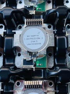 Skyworks Rf Circulador SKYFR-001084 2144 D Aislador - Imagen 1 de 1