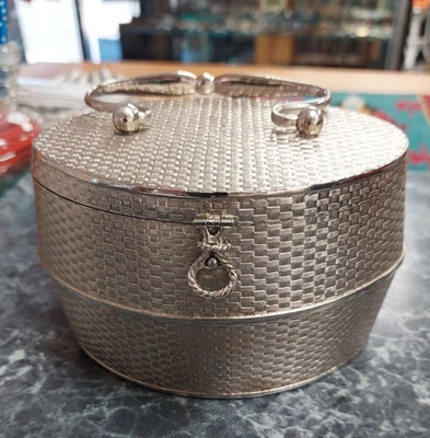 Vintage Small Box Purse Silver Woven Basket Style Made in Italy for Rosenfeld - Image 1 of 4