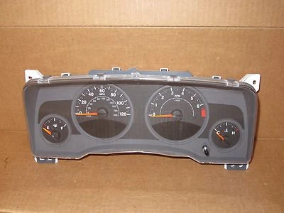2008 08 Jeep Compass Patriot 120 MPH Speedometer Cluster  --- 73K - Image 1 of 4