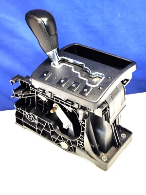 🏅  2005 - 2007 Jeep Grand Cherokee   Floor Shifter assembly   52124137  🏅 - Image 1 of 4