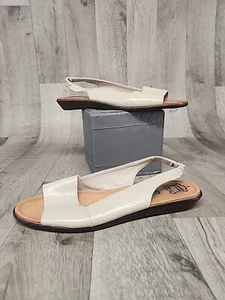 Callisto of California Women's Slip On Casual Sandal Heel Strap Size 9 Cream - Picture 1 of 9