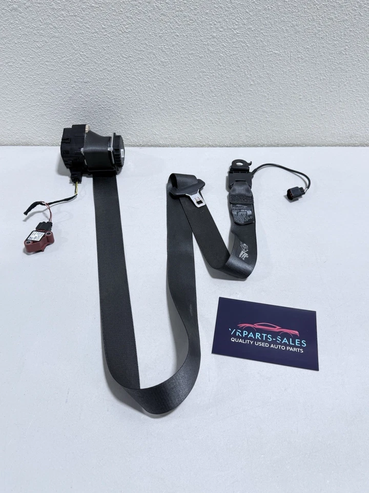 07-15 Jaguar X150 XK XKR Front Right Seat Belt Passenger Retractor BLK OEM #3579 - Image 1 of 4