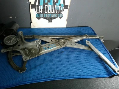 2018-2024 TOYOTA CAMRY FRONT RIGHT SIDE DOOR WINDOW REGULATOR MOTOR OEM WR-A - Image 1 of 4