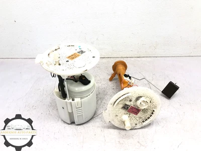 2017-2020 LINCOLN CONTINENTAL 3.7L FUEL TANK FUEL PUMP SENDING UNIT ASSEMBLY OEM - Image 1 of 4