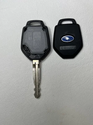 USED OEM SUBARU KEY REMOTE FOB FCC: CWTB1G077  H CHIP GRAY POD TESTED - Image 1 of 4