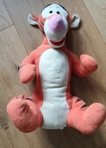 Disney Tigger Extra Large Plush Teddy Kids Soft Toy 60cm/2 feet - Picture 1 of 3