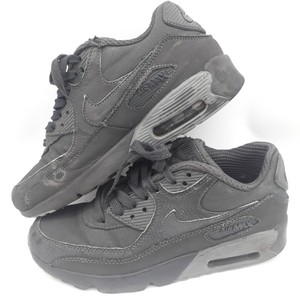 junior size 4 nike trainers