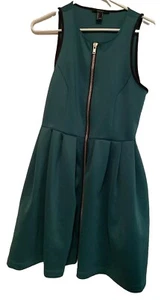 Forever 21 Dress Women’s Large Emerald Green Fit Flare Zipper Front Fast Ship - Picture 1 of 8