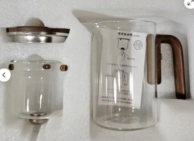 Water Separation Glass Teapot 600ML Tea Infuser Pot Transparent Wooden Handle - Image 1 of 4