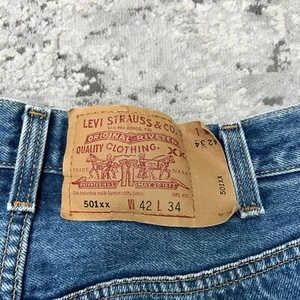 Jeans de mezclilla vintage Levis 501xx con botones talla 38 x 32 azul - Imagen 1 de 10