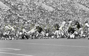 1972 DICK BUTKUS Original 35mm Negative & Photo Chicago Bears Atlanta Falcons 48 - Picture 1 of 1