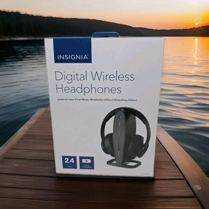 Auriculares inalámbricos digitales Insignia™ 2,4 GHz escucha tu televisor o música - Imagen 1 de 9