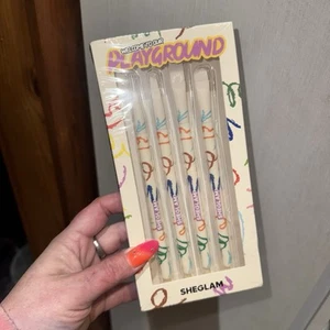 Sheglam Welcome To Our Playground Tag You’re It Brush Set - Picture 1 of 3