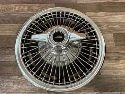 1964 1965 OLDSMOBILE F85 14" WIRE SPINNER HUBCAP 925 - Image 1 of 4