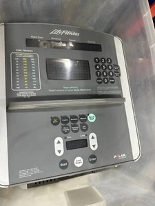 Consola Life Fitness 95xi funcionando AK62-00145-0000 A084-92220-A008 probada - Imagen 1 de 3