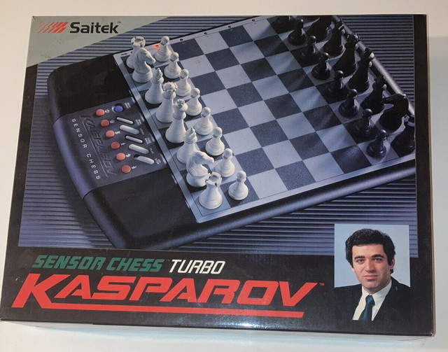 Saitek Kasparov Atlas jogo eletrónico de xadrez em segunda mão durante 30  EUR em Arganda del Rey na WALLAPOP