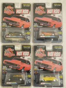 Lotto 4 oggetti da collezione Racing Champions Hot Rod Boxotica, Camaromad e Firebird - Foto 1 di 6