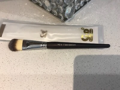 GO Flat 9 Foundation Brush Blush Bronzer Contour Concealer Face Makeup Brush - Image 1 of 3