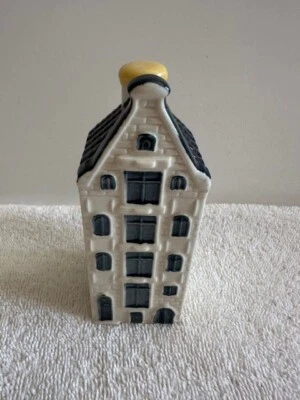 KLM Airlines ~ Miniature Bols Blue Delft Dutch/Amsterdam House ~ Number 85 MINT - Image 1 of 3