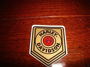 HARLEY DAVIDSON USA GOLD EMBLEM BADGE MED DECAL STICKER 4.5 X 3.5 (OUTSIDE)NEW - Picture 1 of 1
