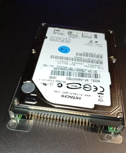 HDD ATA100 Hitachi Travelstar 5K100 100GB 5400RPM 2,5 Zoll Festplatte - Bild 1 von 3