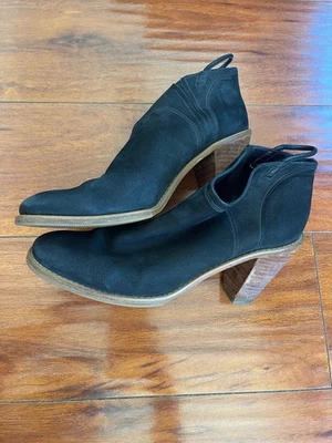 Botín Rachel Comey Mars Talla 8.5 Negro Gamuza Cuero Tirar en Tacón Bloque Foto 1 de 4