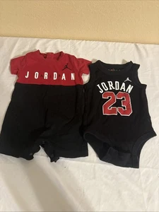 Pagliaccetto corto Nike Air Jordan bambino ragazzo nero #23 Jumpman taglia 0-6 mesi - Foto 1 di 3