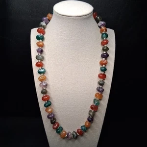 Vintage Signed AVON Multicolor Marble Lucite Beads Necklace. 16.542 - Picture 1 of 5