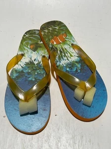 Women's Flip Flops Sandals Clownfish Coral Reef Size Medium 7/8 - Picture 1 of 4