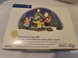 Department 56 "SANTA COMES TO TOWN, 2001" 56.55120 SIN USAR EN CAJA SERIE Snow Village - Imagen 1 de 6
