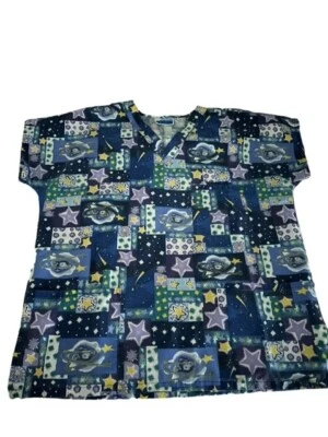 Women's MHD Scrub Top Large Stars Cropped Sleeve 3 Pocket - Image 1 of 4