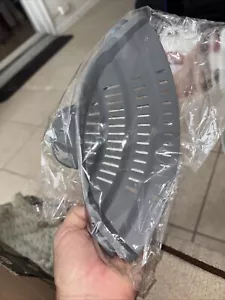 Kitchen Snap N' Strain - Silicone Pasta Strainer Clip-On for Pots and Pans-NEW - Picture 1 of 2