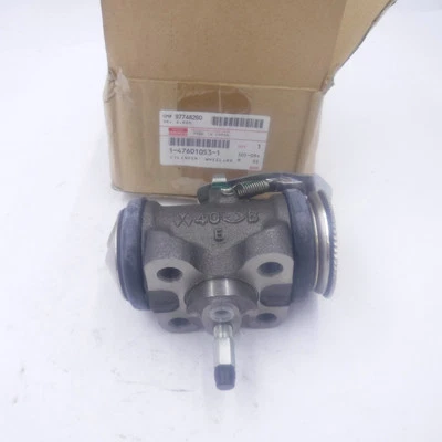 Genuine OEM Isuzu Rear Brake Wheel Cylinder 1476010531 For 1997-1998 FRR FSR - Image 1 of 2