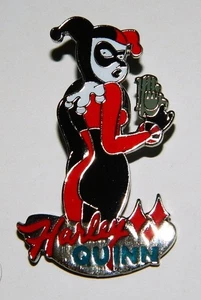 DC Comics Harley Quinn Figure and Name with Pistol Metal Enamel Pin NEW UNUSED - Picture 1 of 1
