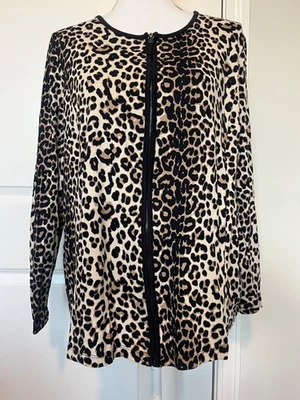 Chaqueta de algodón ligera con cremallera estampado de leopardo Rafaella para mujer talla 2X animal Foto 1 de 4