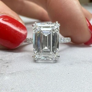 Stylish 5.30 Ctw Emerald Cut Diamond Ring VVS2 E Lab Grown IGI Certificate - Picture 1 of 3