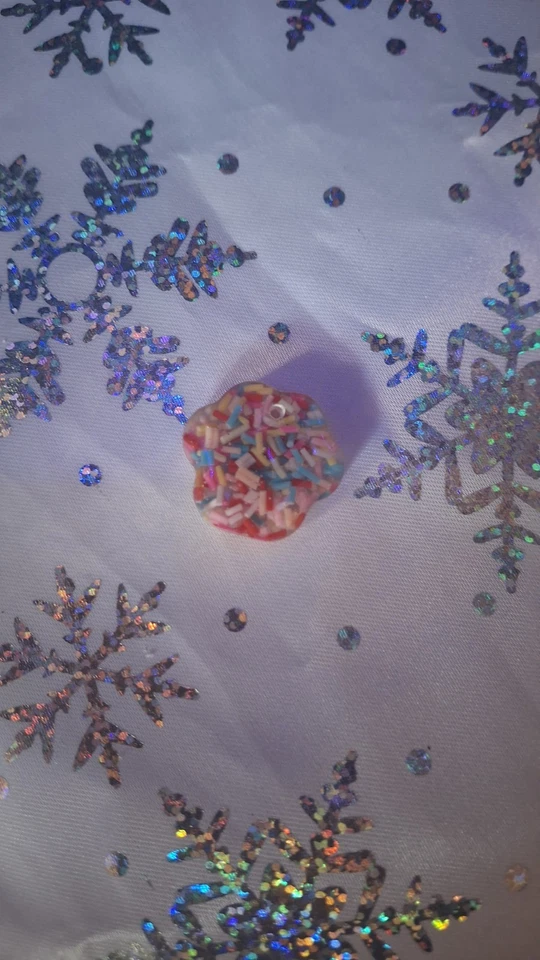 Espinas con etiqueta de resina para perros Foto 1 de 1