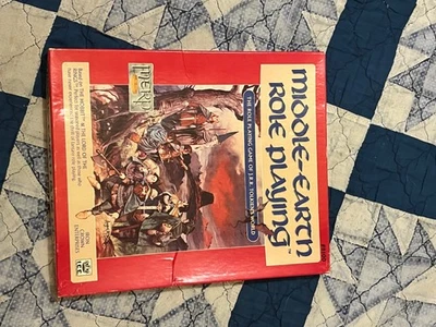 Caja y libros vintage de juegos de rol Merp de la Tierra Media 1986 #8100 Foto 1 de 4