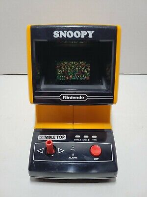 Vintage Snoopy Game & Watch Tabletop Electronic Game Nintendo 1983