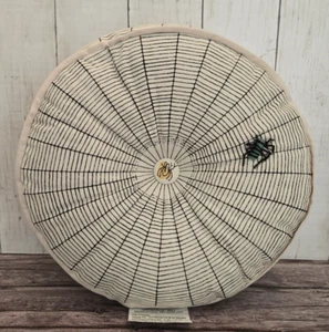 NUEVO John Derian 12x12 Redondo Enredado Red Cuentas Araña Almohada Objetivo Halloween 2024 - Imagen 1 de 4